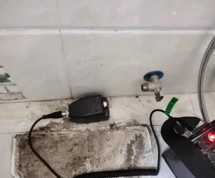 色达屋顶漏水维修公司分享下卫生间漏水的危害及解决方法